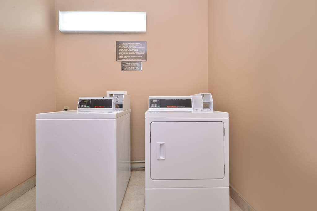 Americas Best Value Inn & Suites San Benito Facilități foto