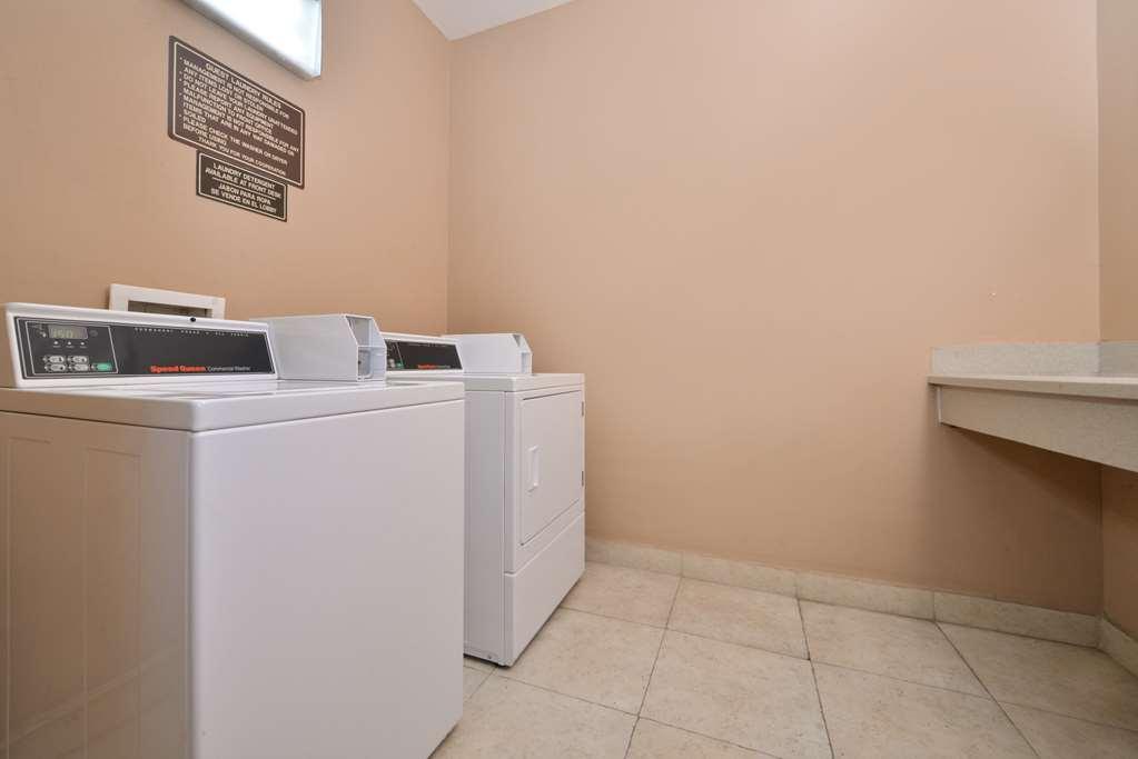 Americas Best Value Inn & Suites San Benito Facilități foto